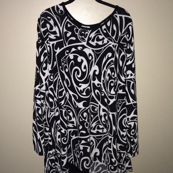 Avenue Tops - Avenue Tunic